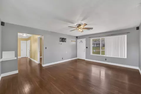 Living - 236 Navaho Trl Trl, Talbott, TN 37877 photo 4 of 9