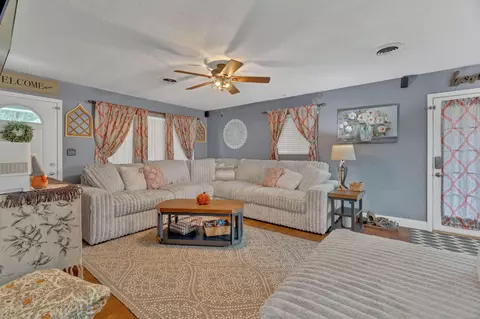 Living - 236 Navaho Trl Trl, Talbott, TN 37877 photo 7 of 9