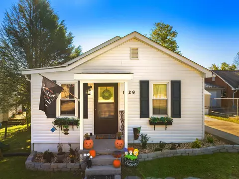 1029 W 7th N St, Morristown, TN 37814