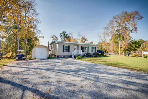 975 Leisure Ln, Sevierville, TN 37876