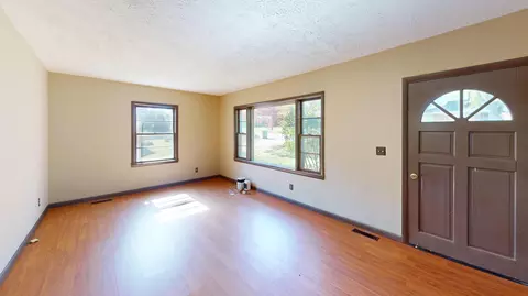 2162 E Outer Dr, Morristown, TN 37814 photo 8