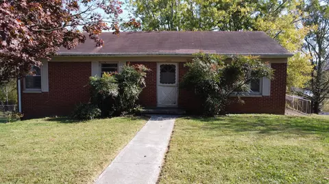 2162 E Outer Dr, Morristown, TN 37814