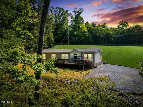 1340 Colvert Rd, Mosheim, TN 37818