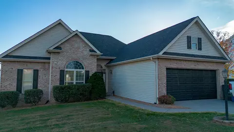 6060 Heath Winds Ct, Whitesburg, TN 37891