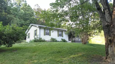1087 Black Valley Rd, Sneedville, TN 37869