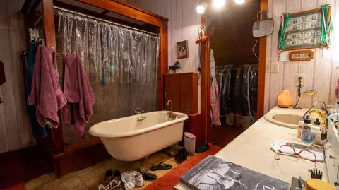 Bath - 1154 Lakeshore Rd, Talbott, TN 37877 photo 7 of 7