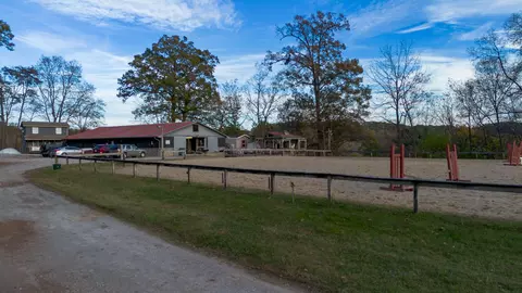 Exterior - 1154 Lakeshore Rd, Talbott, TN 37877 photo 6 of 22