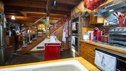 Kitchen - 1154 Lakeshore Rd, Talbott, TN 37877 photo 2 of 4