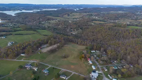 View/Area - 1154 Lakeshore Rd, Talbott, TN 37877 photo 2 of 11