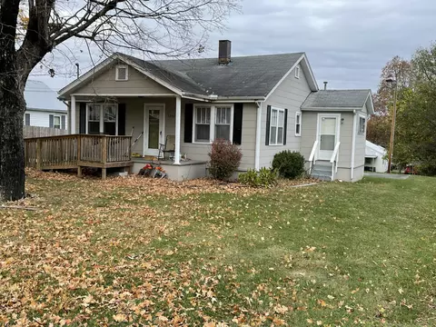 1356 S Easley Court Ct, Morristown, TN 37814