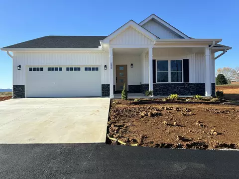 1910 Erwin Hwy, Greeneville, TN 37745