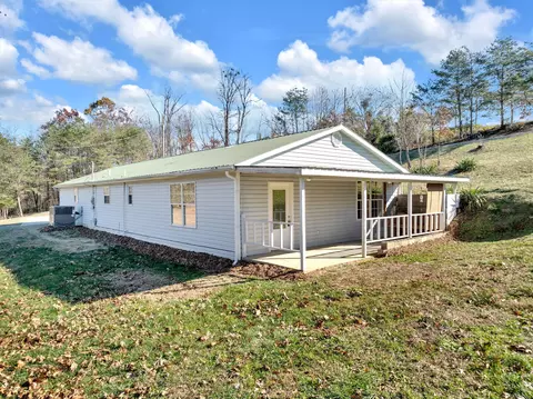 1115 Meadow Rd, Bean Station, TN 37708