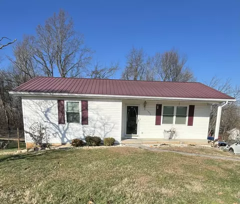 1473 De Vault St, Morristown, TN 37814