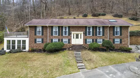1611 Solod Drive Dr, Morristown, TN 37814