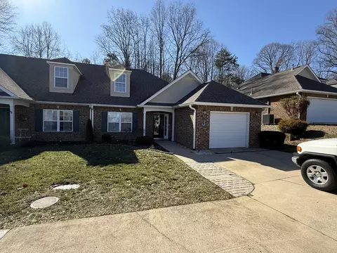 1826 Cottage Dr, Greeneville, TN 37745