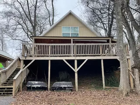 275 Squirrel Ln, Rutledge, TN 37861
