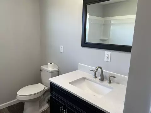 Bath - 486 Kirkham Rd, Bean Station, TN 37708 photo 1 of 1