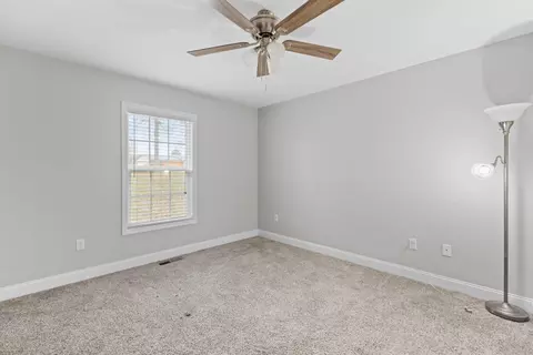 Bedroom - 552 Marie St, Talbott, TN 37877 photo 3 of 5