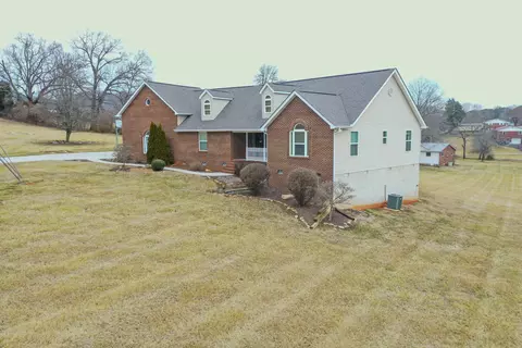 220 Creekside Dr, Bean Station, TN 37708 photo 5