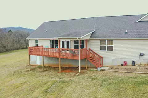 220 Creekside Dr, Bean Station, TN 37708 photo 8