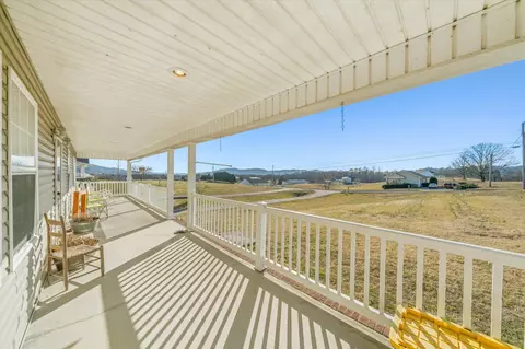 446 Gammon Springs Rd, Bean Station, TN 37708 photo 4
