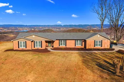 1222 Bonneville Dr, Morristown, TN 37814