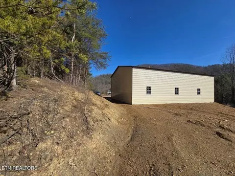 4123 Panther Creek Rd, Sneedville, TN 37869