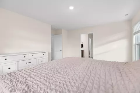 Bedroom - 124 Waverly Path, Talbott, TN 37877 photo 2 of 3