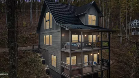 2615 Whippoorwill Hill Way, Sevierville, TN 37862