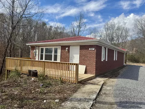 427 Industrial Road Rd, Newport, TN 37821