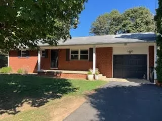 1643 Cross Drive Dr, Morristown, TN 37814