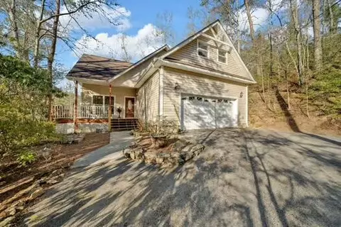 457 Jefferson Rd, Gatlinburg, TN 37738