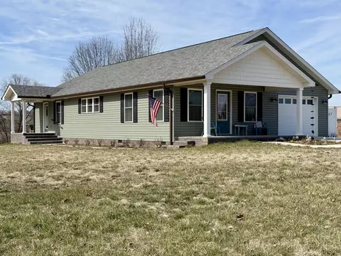 387 Fuller Estates Cir, Morristown, TN 37813