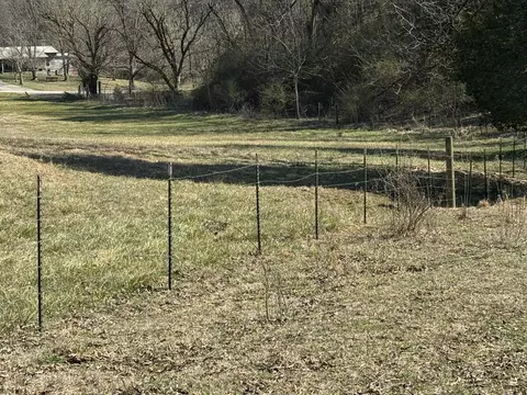 1051 Wilson Hale Rd, Morristown, TN 37813