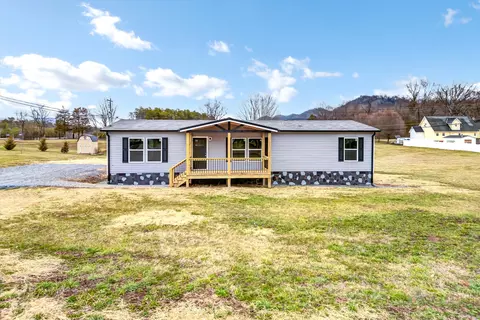 202 Arrington Rd, Rogersville, TN 37857