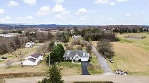 359 Lakeshore Rd, Talbott, TN 37877 photo 6