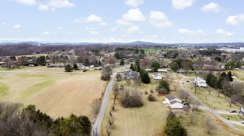 359 Lakeshore Rd, Talbott, TN 37877 photo 10