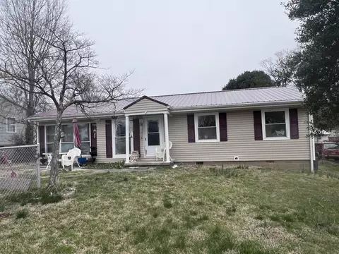 1109 Bacon Ln, Morristown, TN 37813