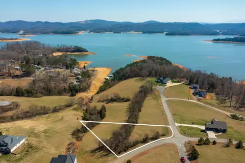 114 Cow Poke Lane Ln, Rutledge, TN 37861