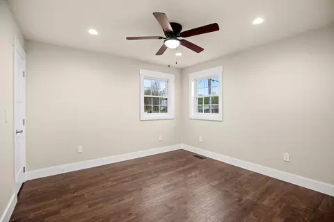 Bedroom - 686 Lakeshore Rd, Talbott, TN 37877 photo 5 of 6