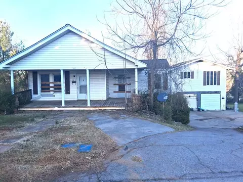 308 310 College, Newport, TN 37821