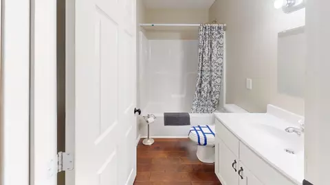 Bath - 3318 Windjammer Rd, White Pine, TN 37890 photo 2 of 2