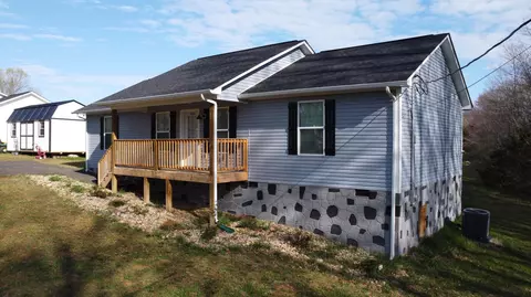 Exterior - 3318 Windjammer Rd, White Pine, TN 37890 photo 8 of 11