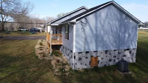 Exterior - 3318 Windjammer Rd, White Pine, TN 37890 photo 10 of 11