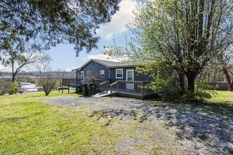 111 Franklin Dr, Sevierville, TN 37862
