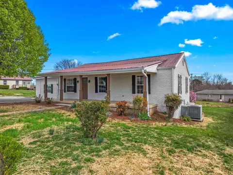 1021 Baird Ave, Morristown, TN 37813