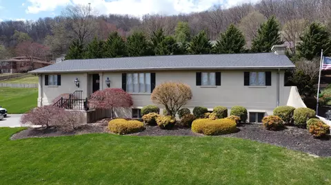 1565 Jesse Bean Cir, Morristown, TN 37814