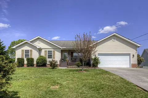 2108 Katie Ln, Dandridge, TN 37725