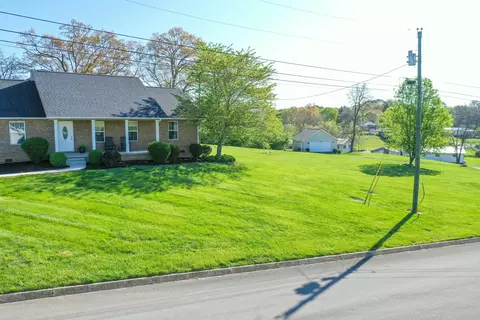 252 Creekside Dr, Bean Station, TN 37708 photo 4