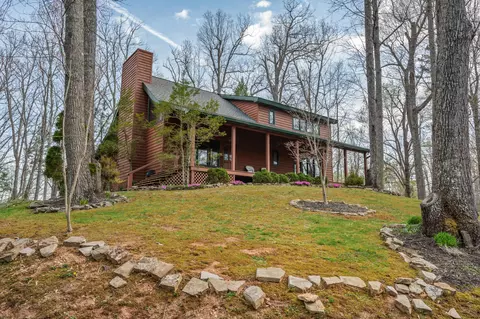 1078 Powdermill Rd, Gatlinburg, TN 37738